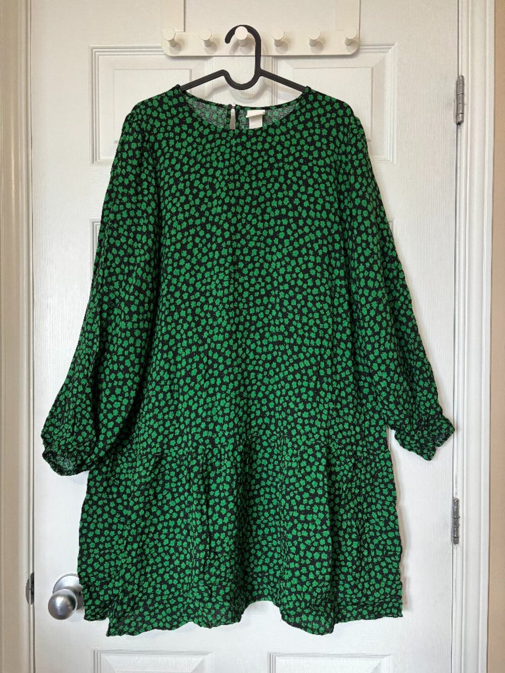 H&M // Green Floral Dress (Size L)